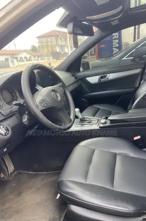 Mercedes-Benz C300 Sport 4Matic Sedan AWD (3.0L 6cyl 7A) 2012 White