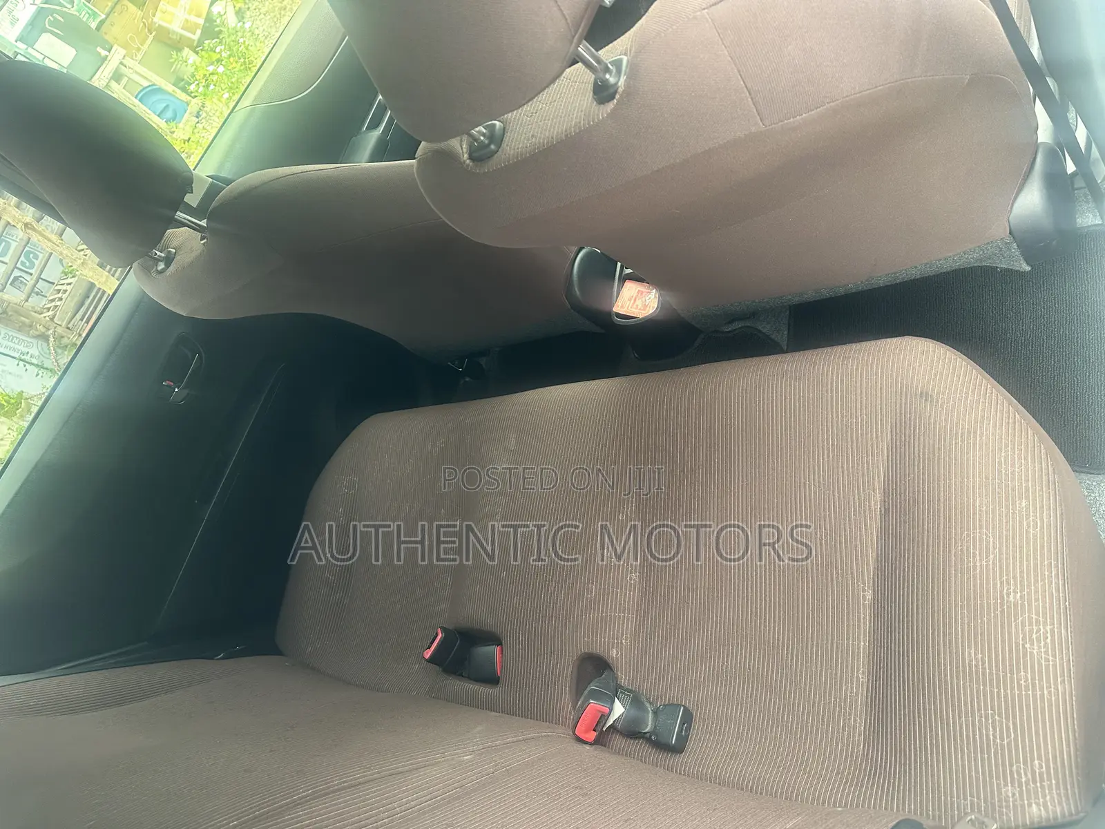 Toyota Vitz 2013 White