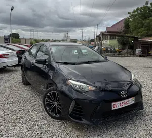 Toyota Corolla S 4dr Sedan (1.8L 4cyl CVT) 2015 Black