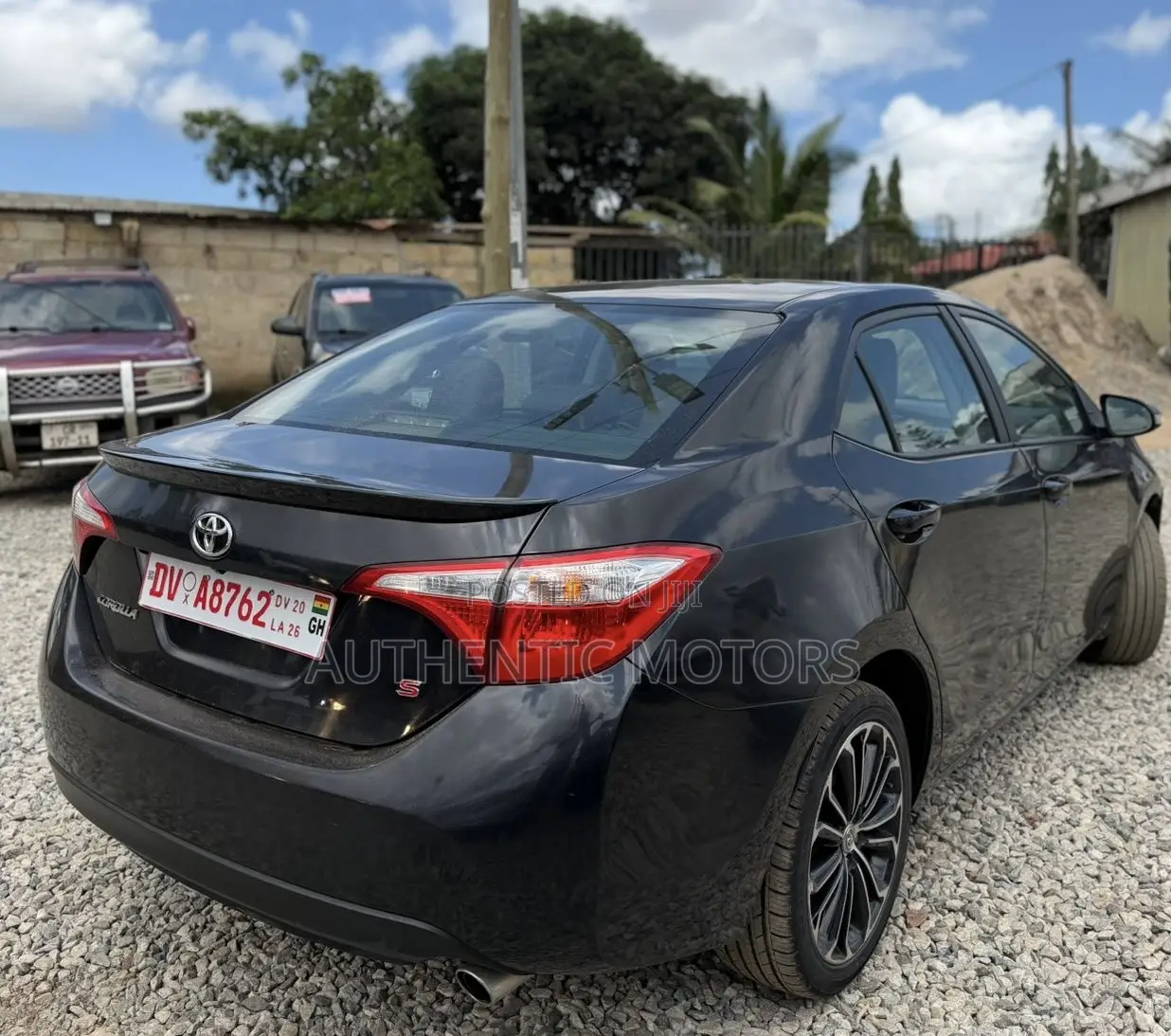 Toyota Corolla S 4dr Sedan (1.8L 4cyl CVT) 2015 Black