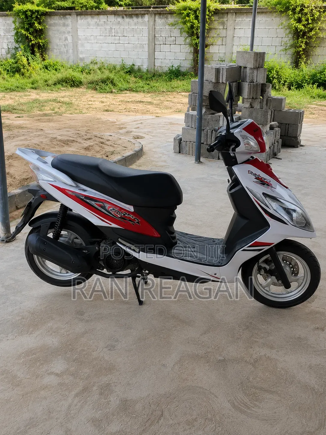 SYM Symnh 2010 White