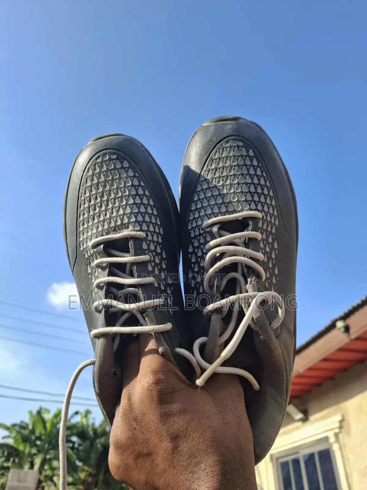 Brand New Contact Sneakers - Size 42