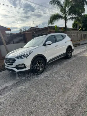 Hyundai Santa Fe 2017 White