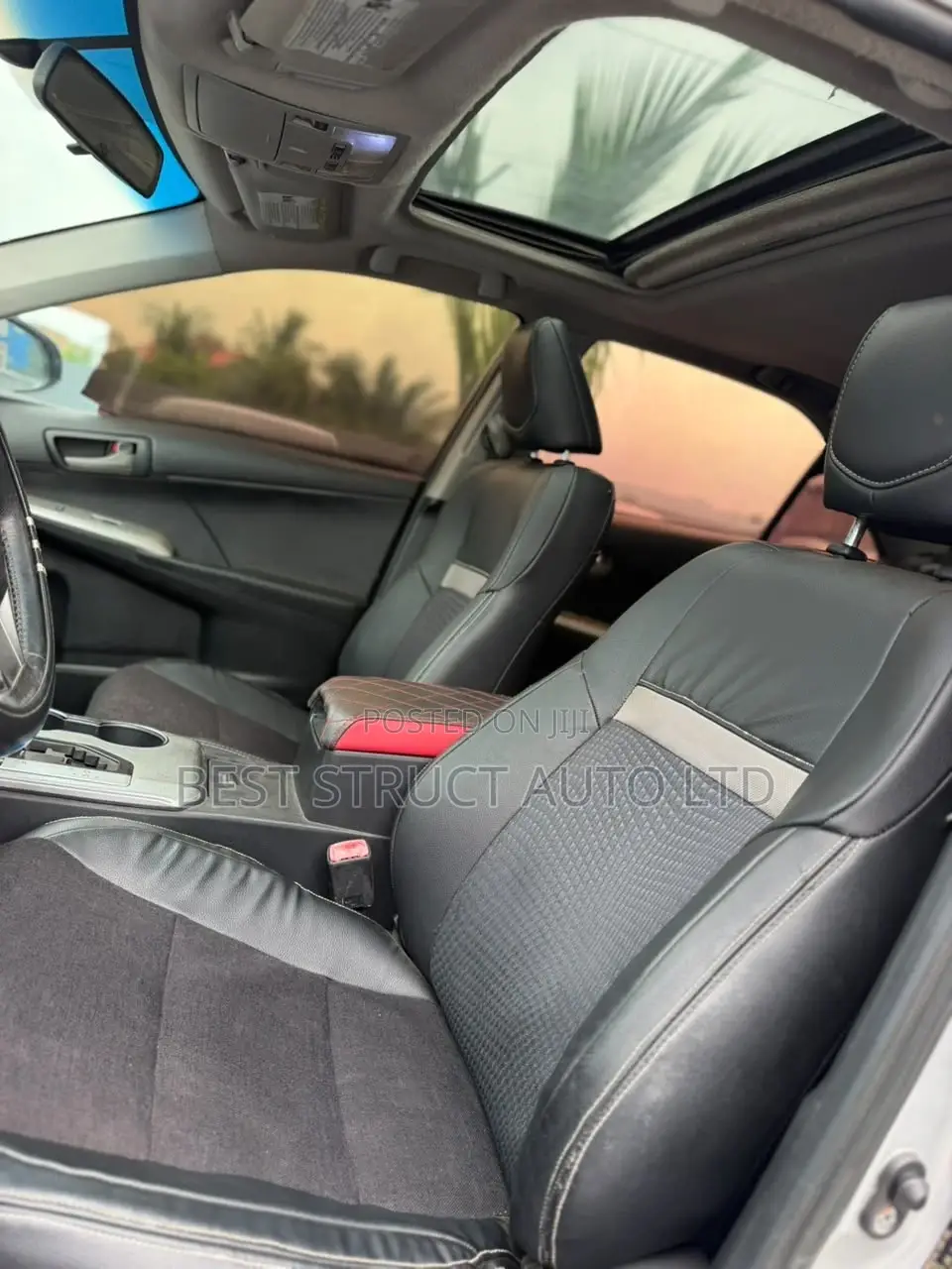 Toyota Camry SE 4dr Sedan (2.5L 4cyl 6A) 2014 Gray