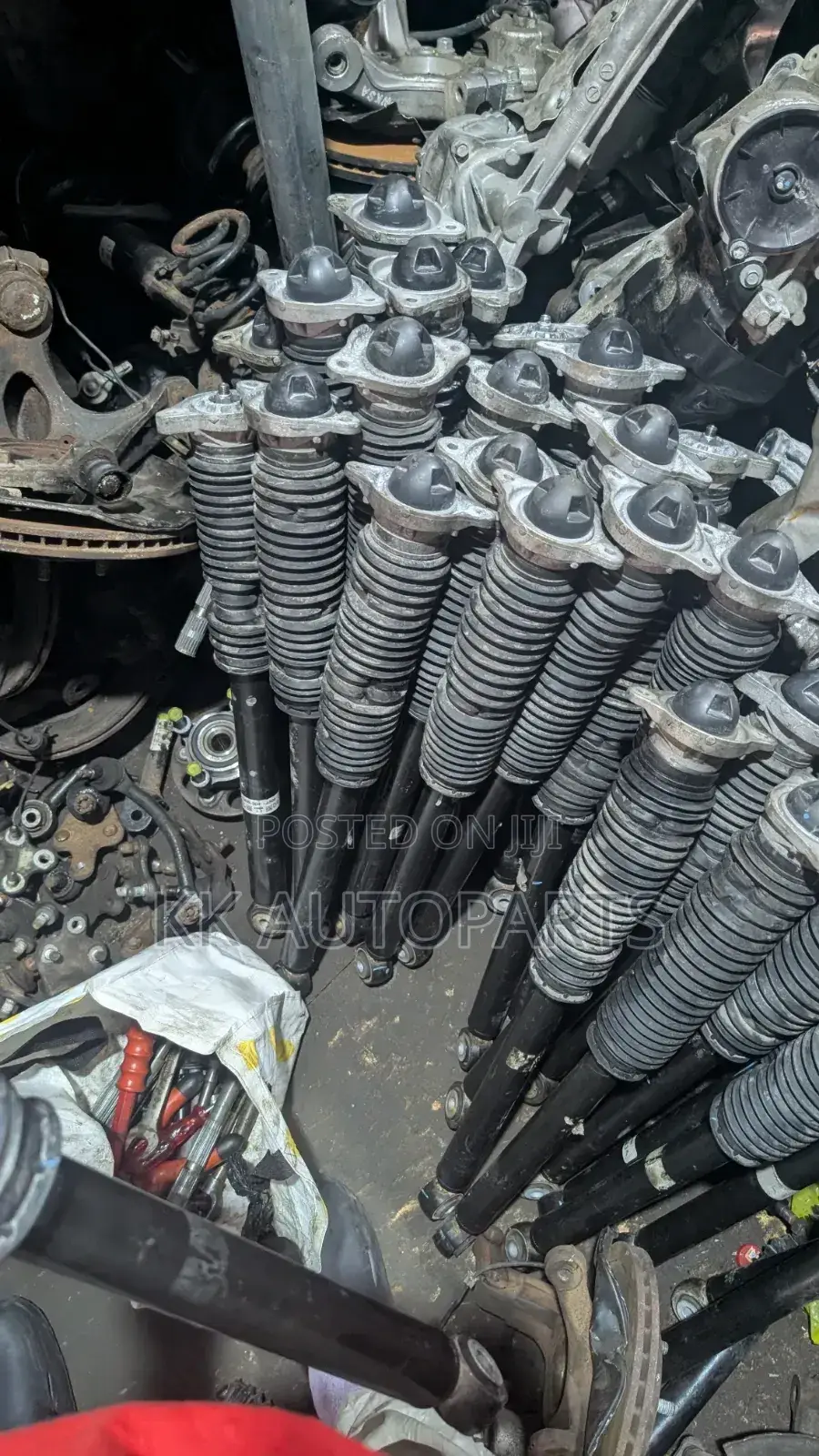 Honda Civic, CRV Back/ Rear Shocks 2017,2018,2019,2029,2022,2024