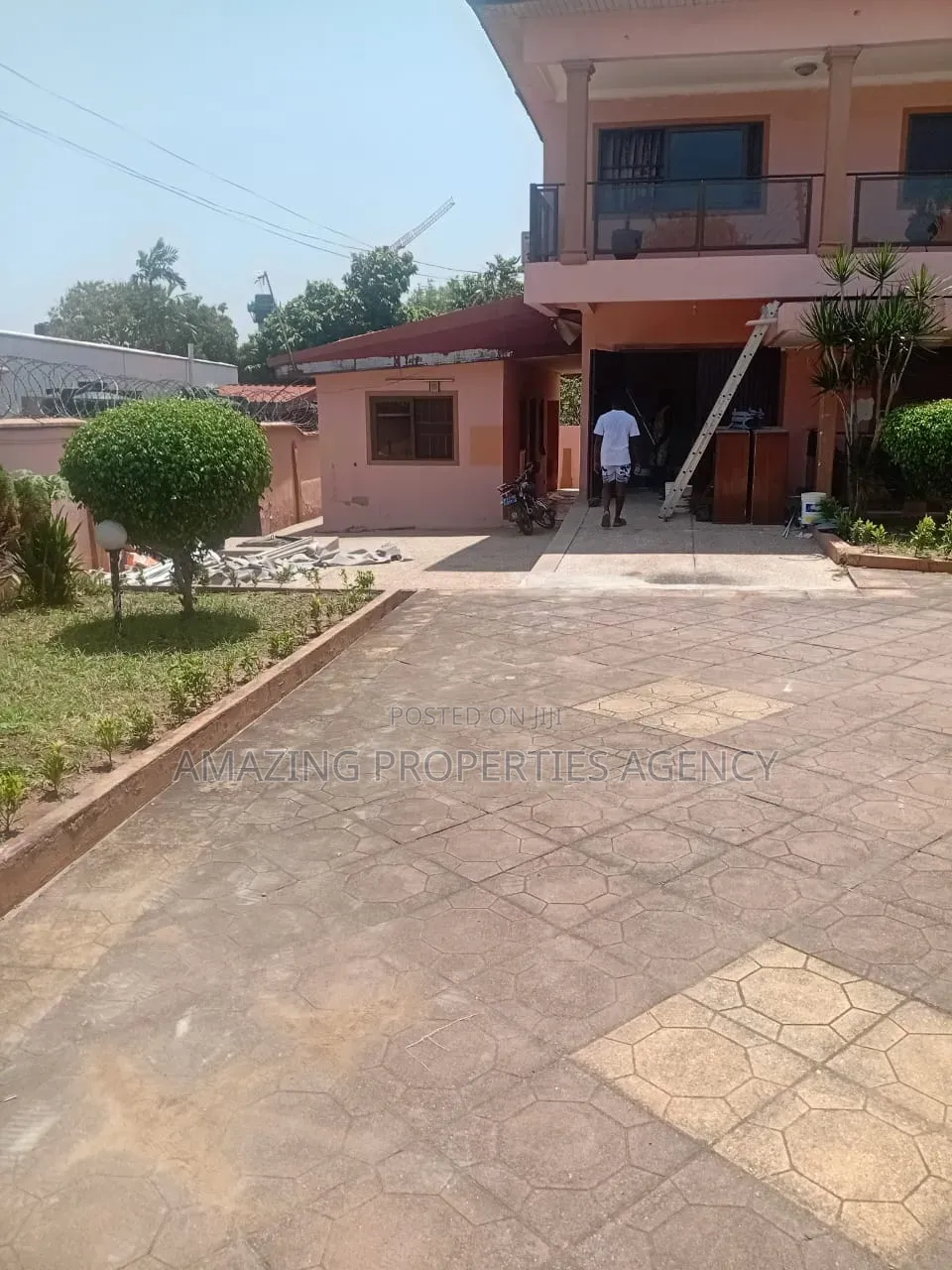 6 Bedroom Apartment for Rent at East Legon
