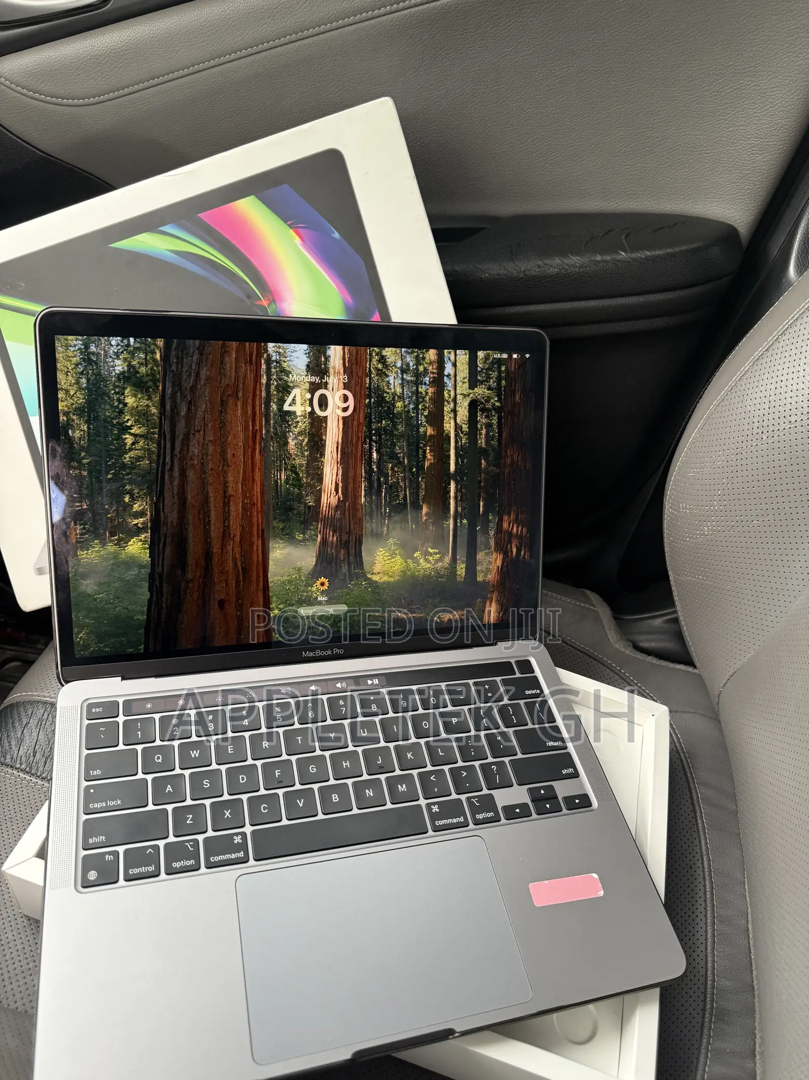 Laptop Apple MacBook Pro 2020 M1 8GB Apple M1 SSD 256GB