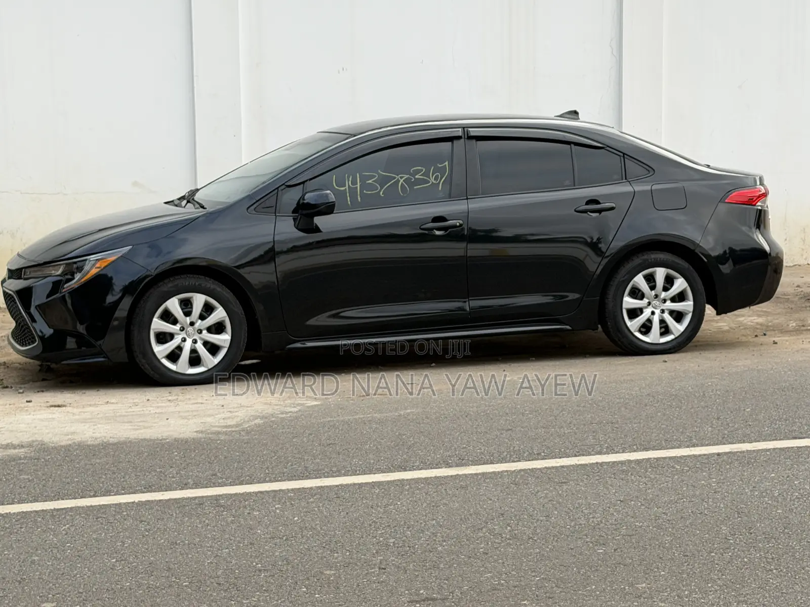 Toyota Corolla LE 2020 Black