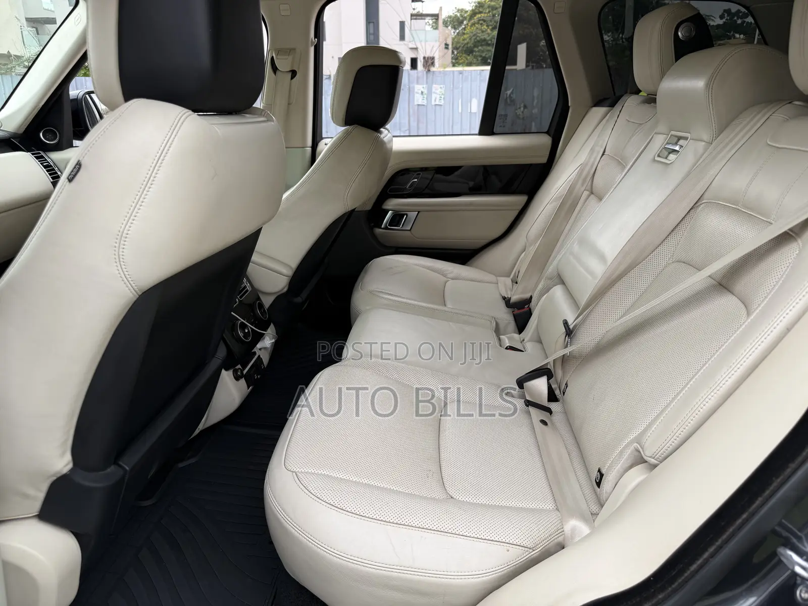Land Rover Range Rover 3.0L V6 Supercharged HSE 2019 Gray