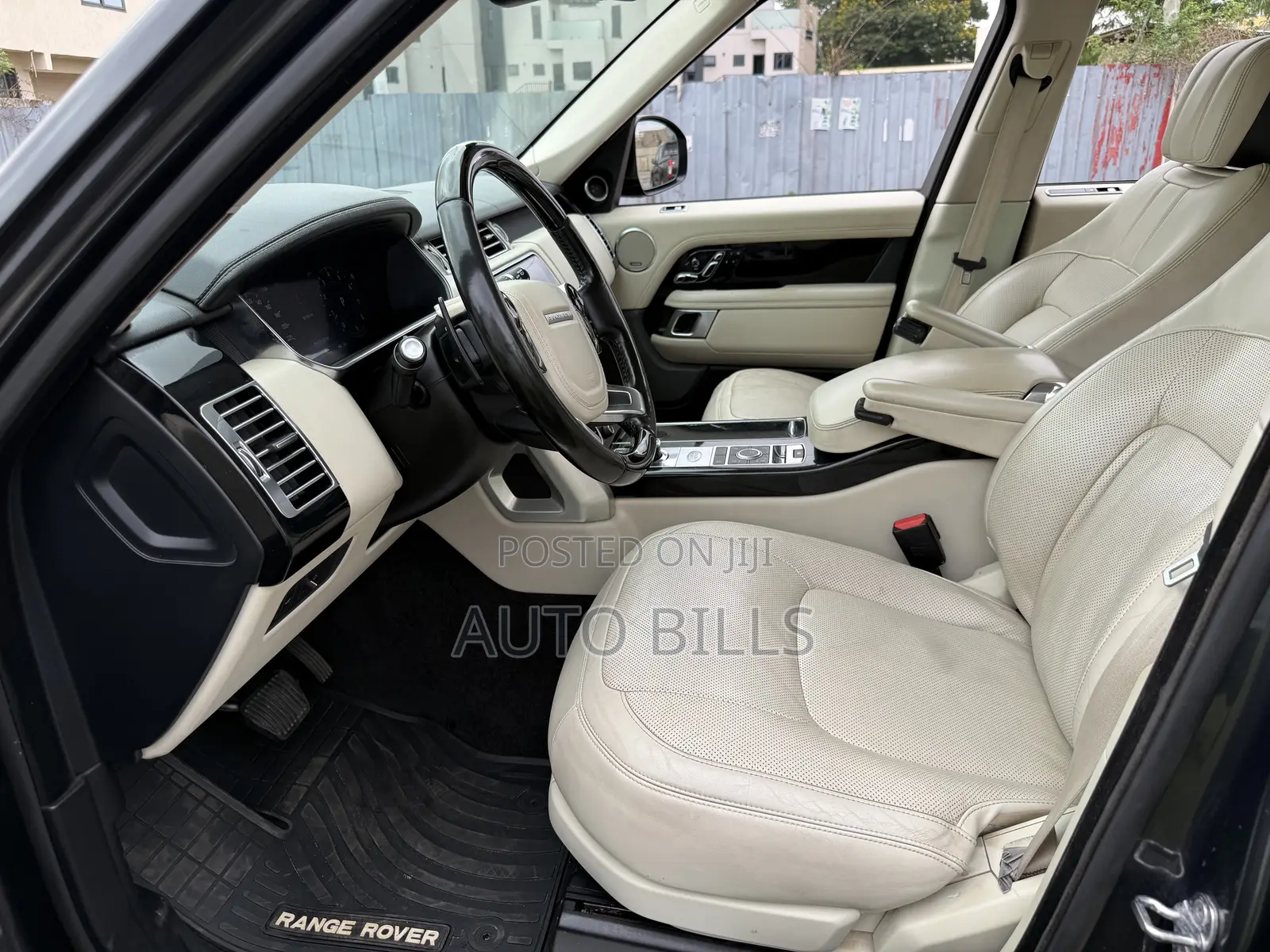 Land Rover Range Rover 3.0L V6 Supercharged HSE 2019 Gray