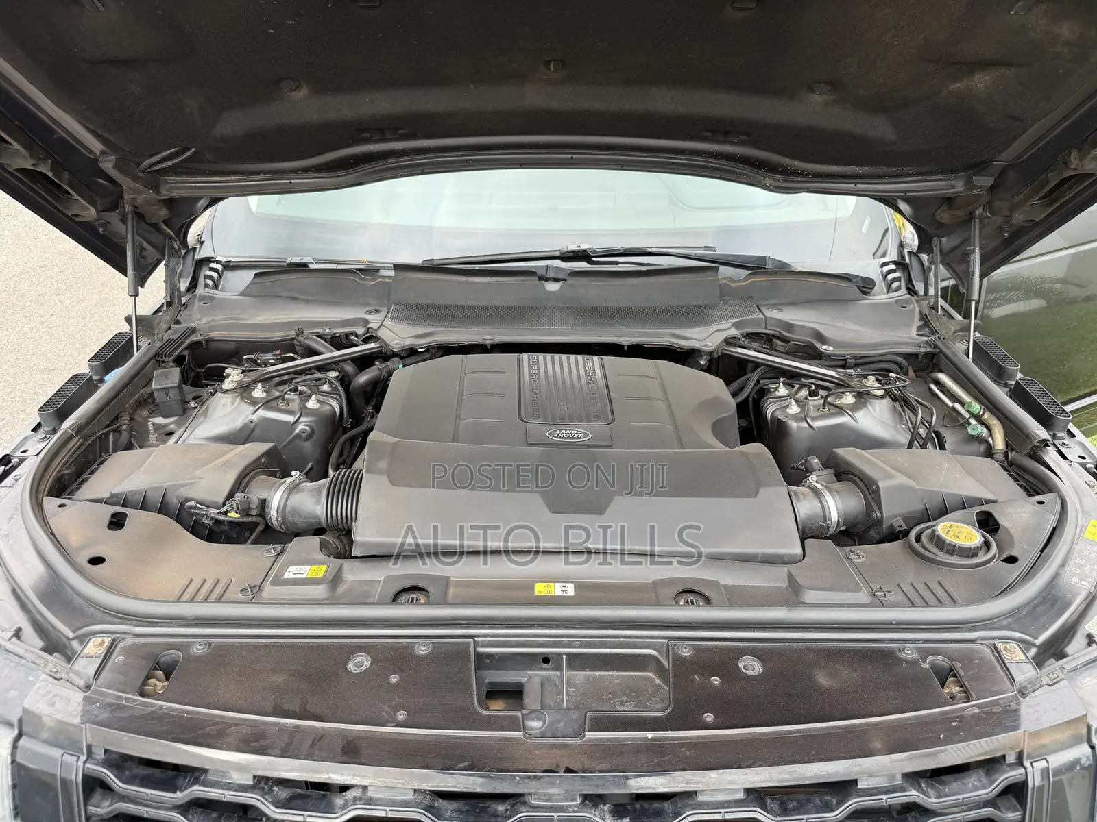 Land Rover Range Rover 3.0L V6 Supercharged HSE 2019 Gray