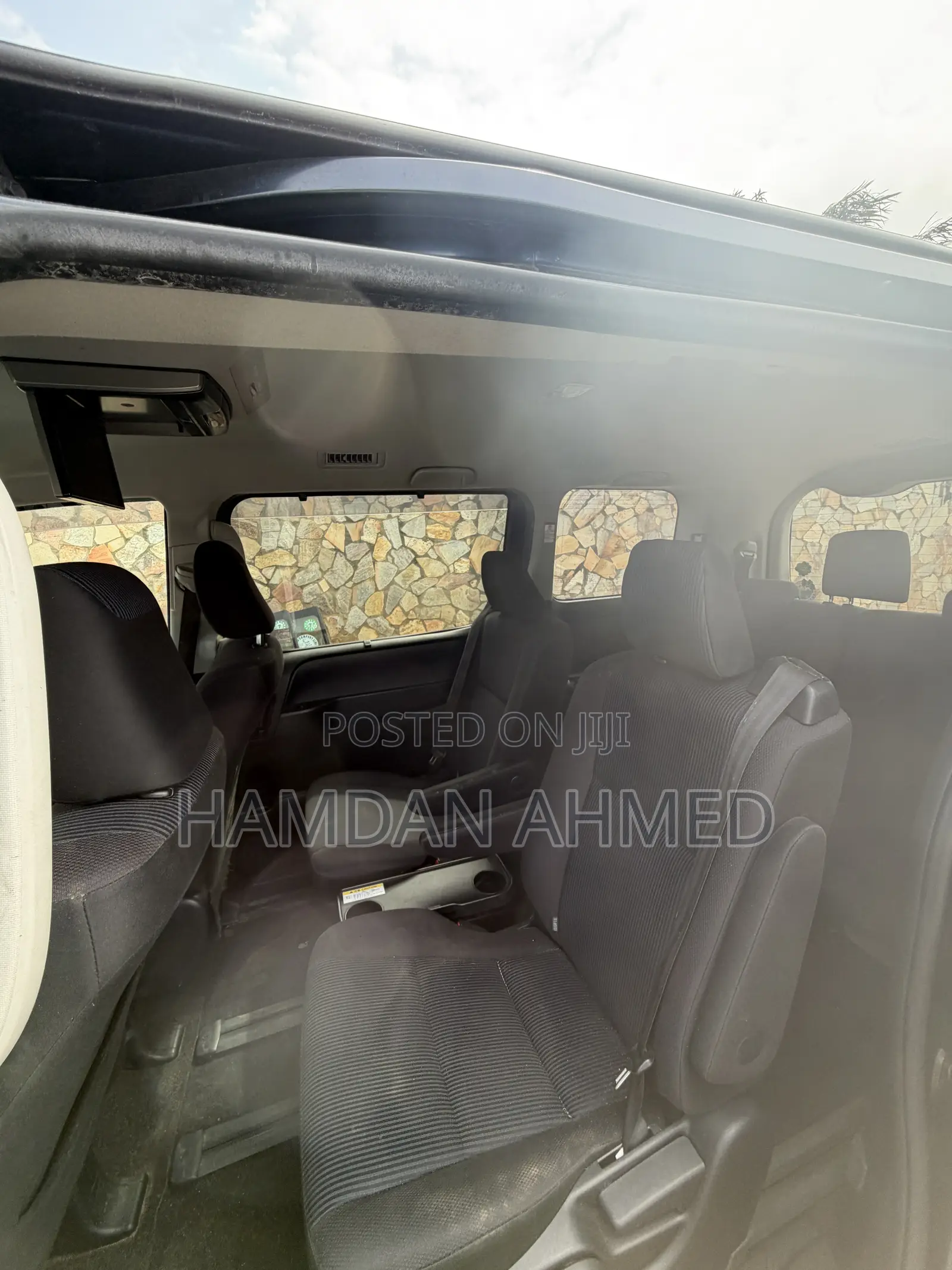 Toyota Voxy V 2WD 7-Seater 2015 Blue