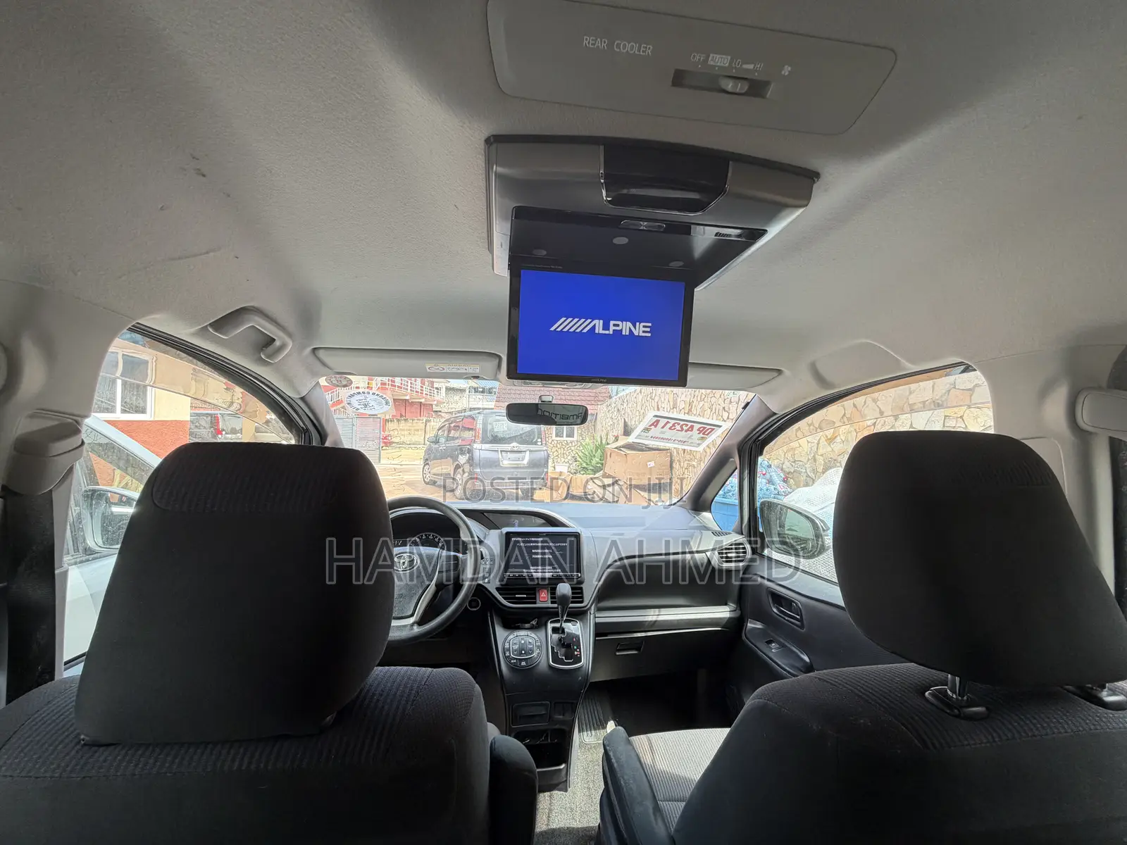 Toyota Voxy V 2WD 7-Seater 2015 Blue