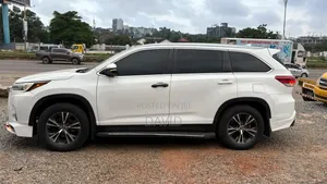 Toyota Highlander Limited 4x4 V6 (3.5L 6cyl 8A) 2018 White