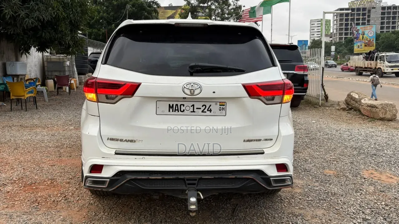 Toyota Highlander Limited 4x4 V6 (3.5L 6cyl 8A) 2018 White