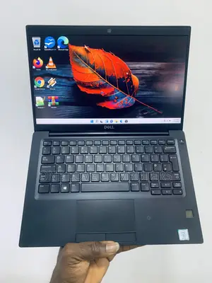 Laptop Dell Latitude 7390 8GB Intel Core i7 SSD 256GB