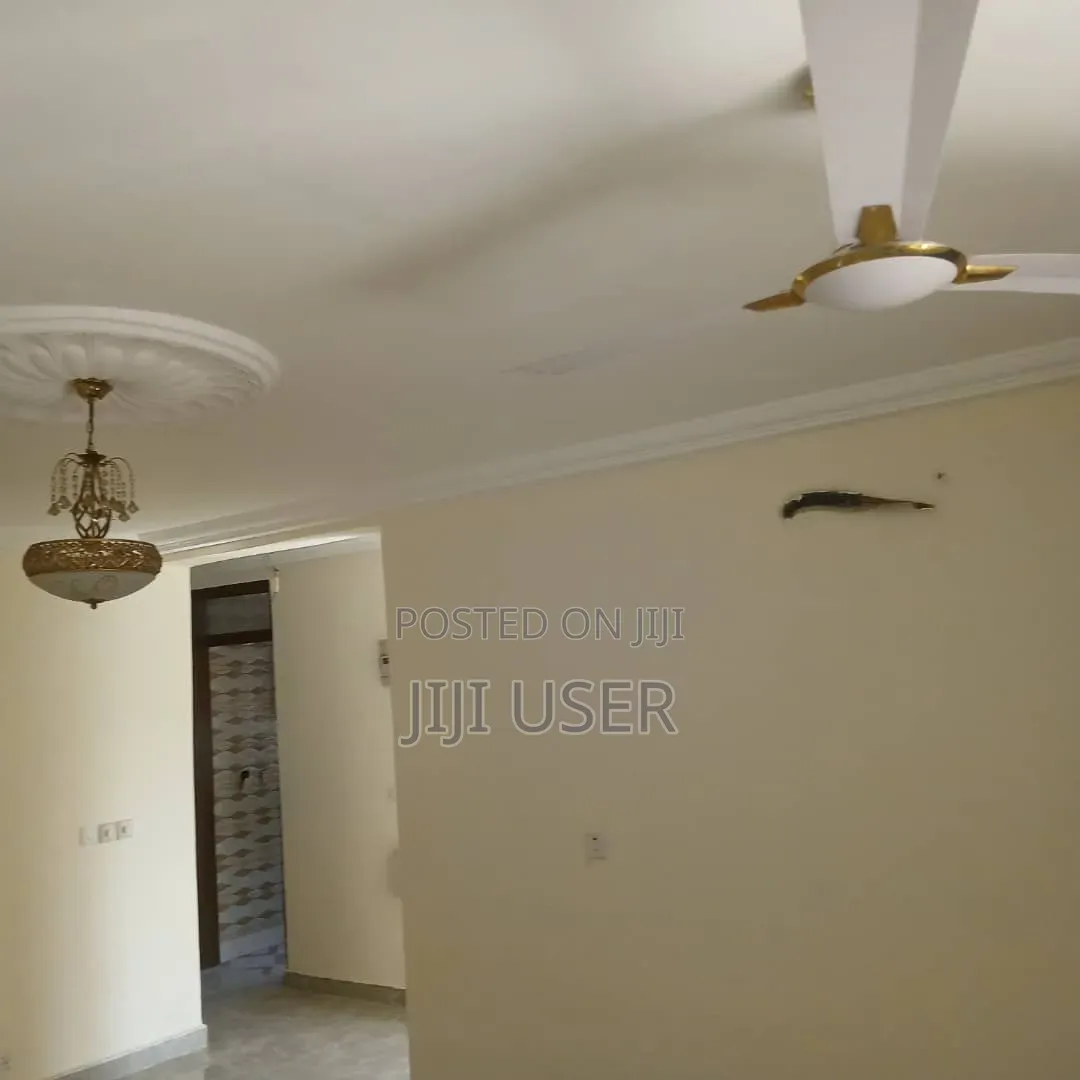 2bdrm Block of Flats in Mariam House, Tema Metropolitan for rent