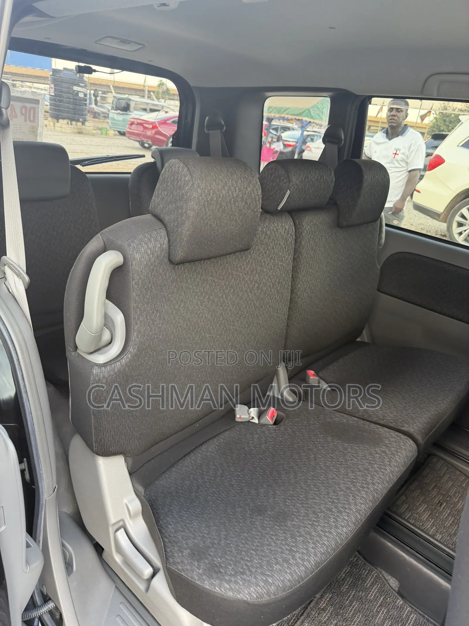 Toyota Sienta 1.5 AWD 2015 Black