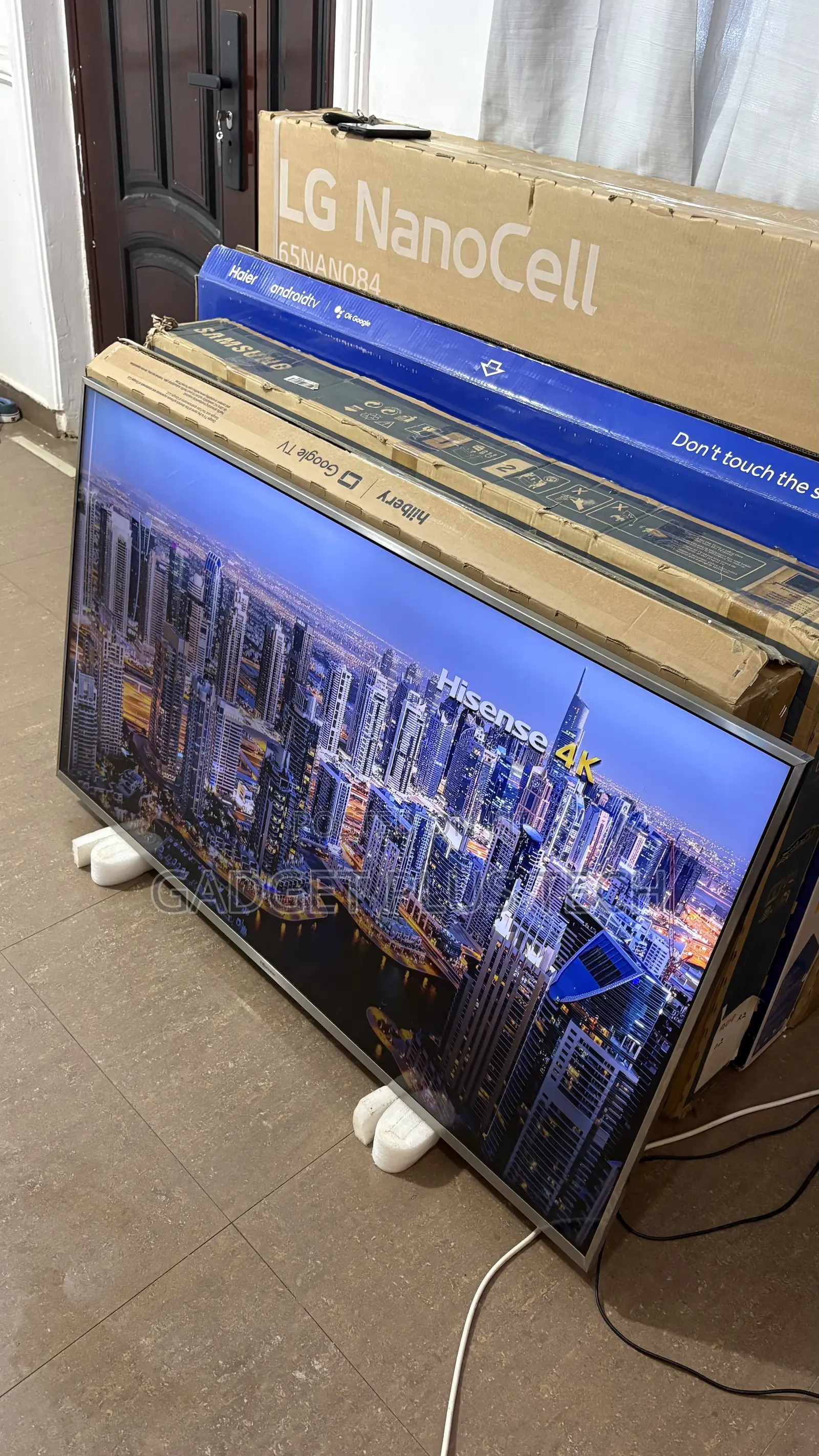 Home Used 55” Hisense Smart Tv