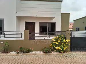 3bdrm House in Adenta, Sakora for sale