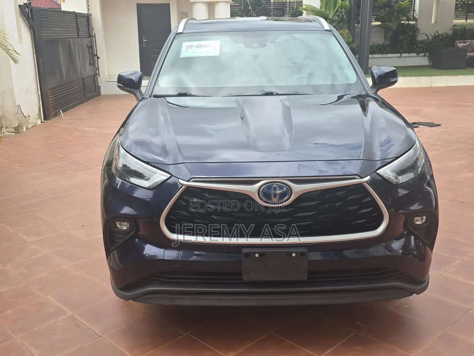 Toyota Highlander XLE 2022 Blue