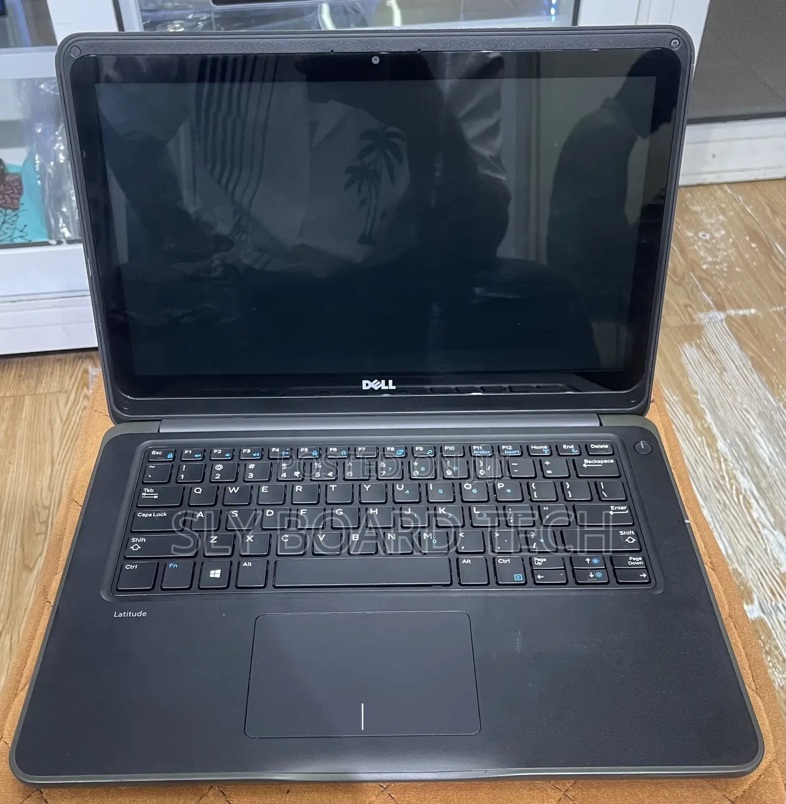 Laptop Dell Latitude 3380 4GB Intel Core i3 SSD 128GB