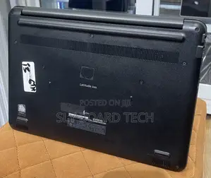 Laptop Dell Latitude 3380 4GB Intel Core i3 SSD 128GB
