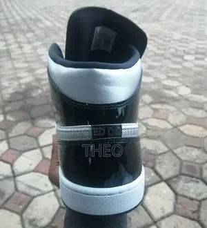 Original Nike Mid Mirror