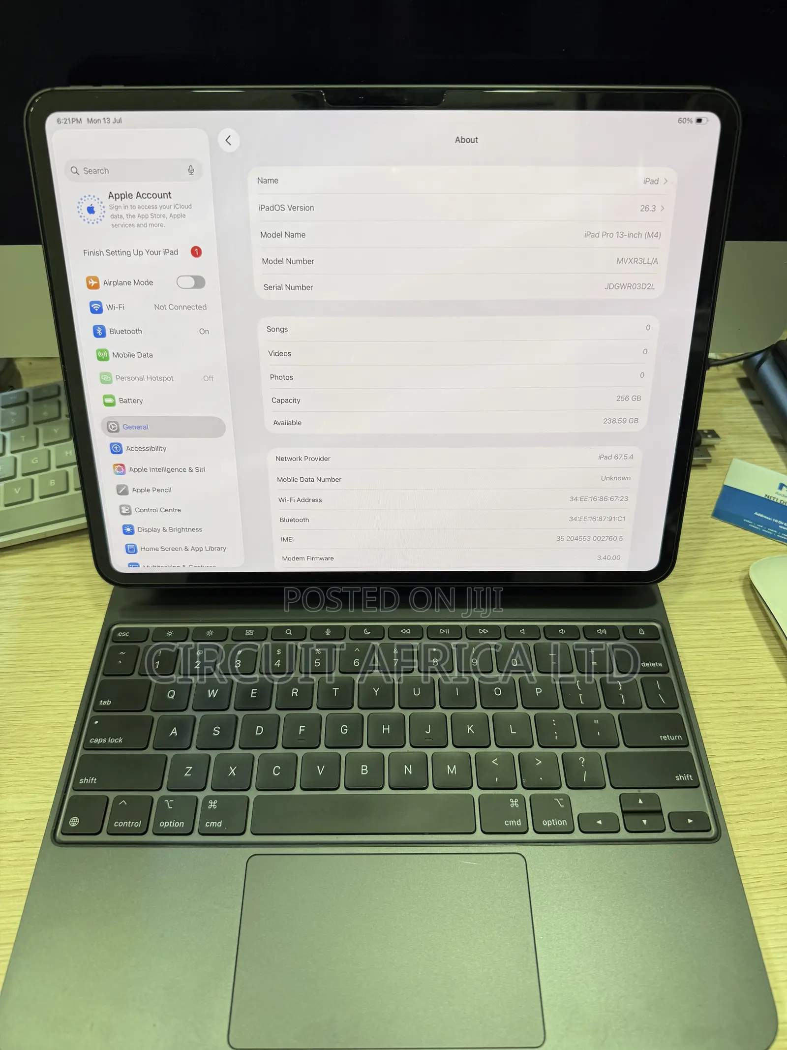 Apple iPad Pro 13 (2024) 256 GB Gray