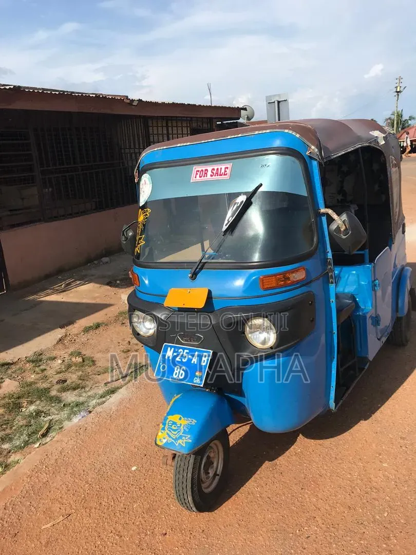 Bajaj Avenger 180 2025