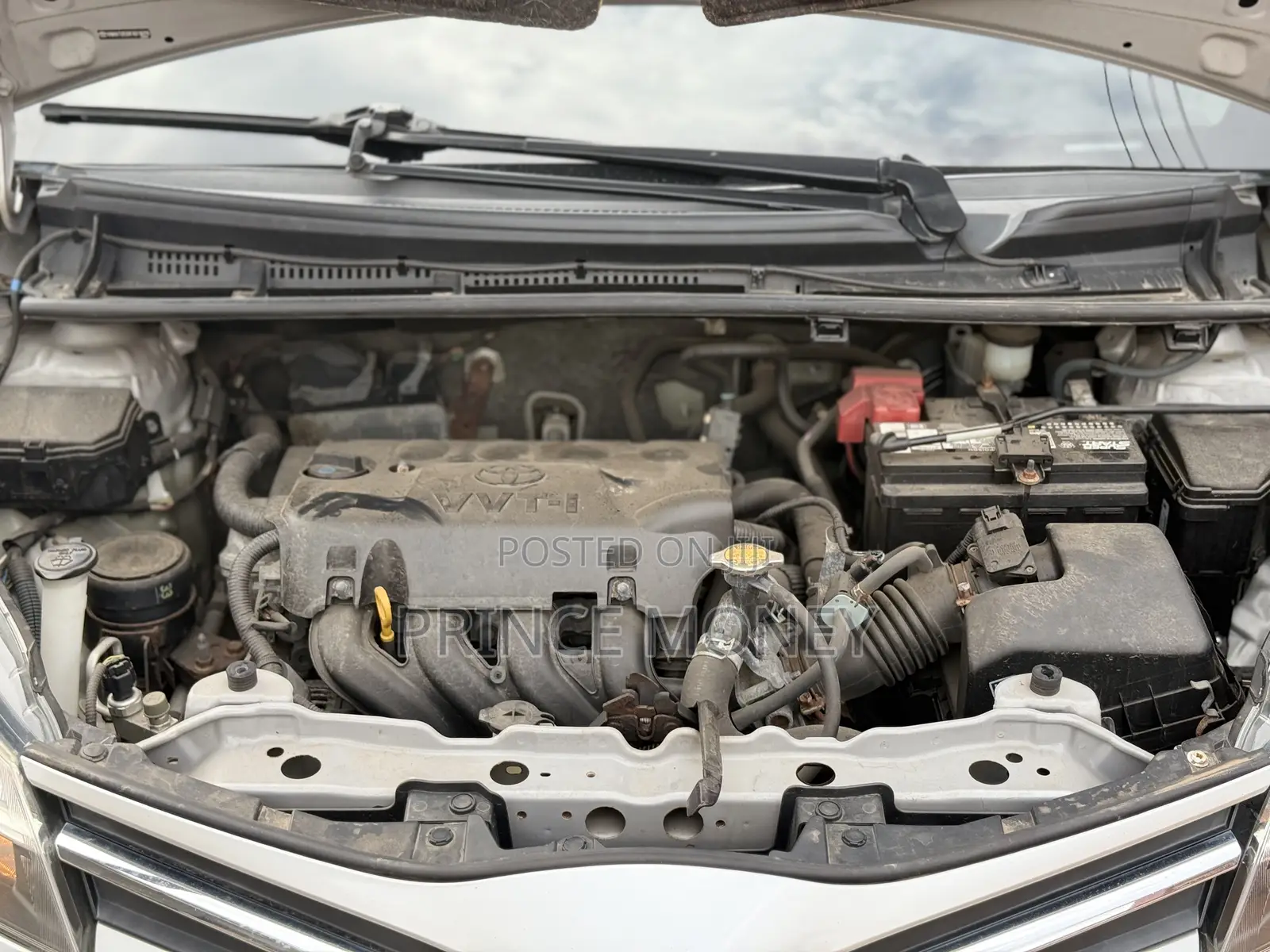 Toyota Yaris 2015 Gray