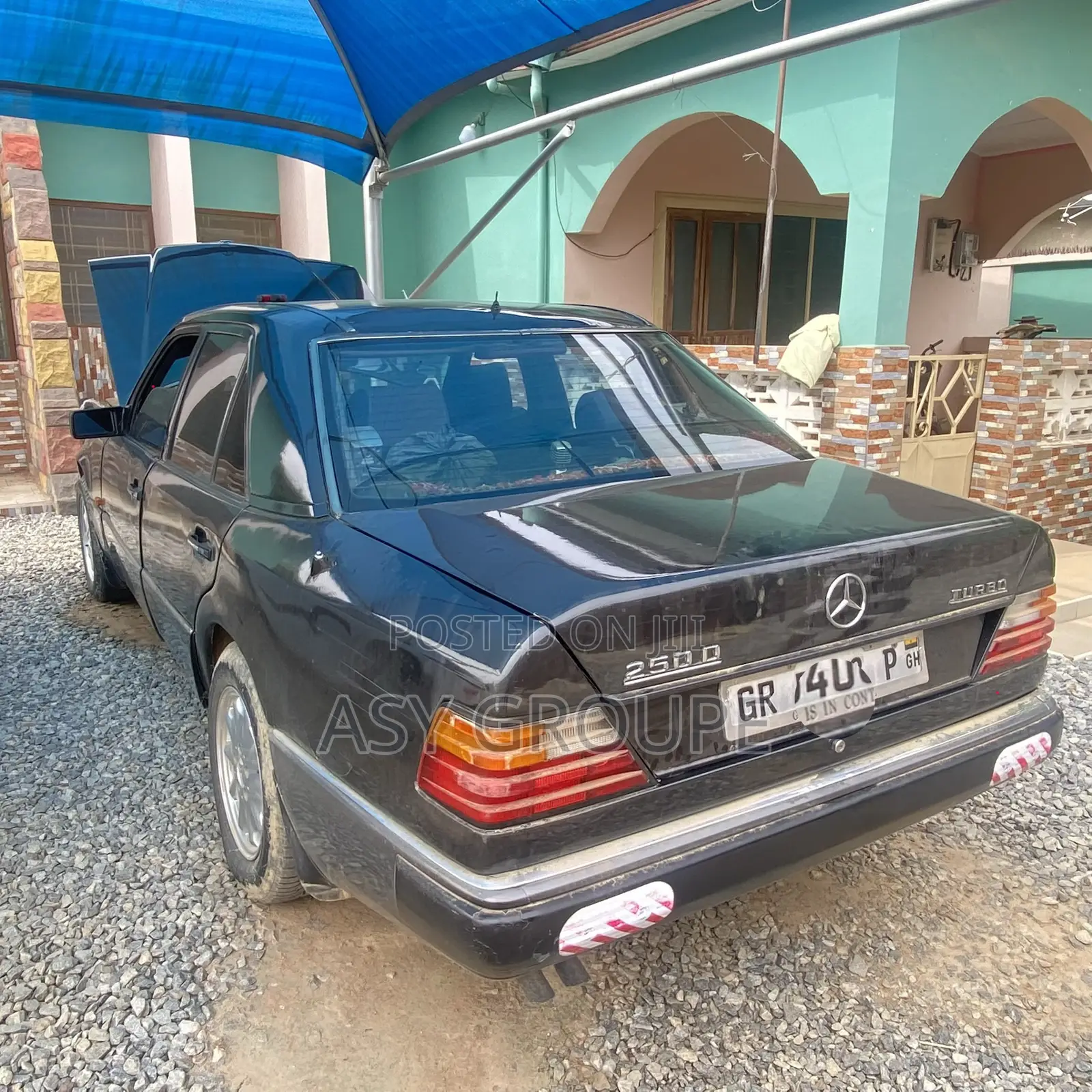 Mercedes-Benz W123 1986 Black