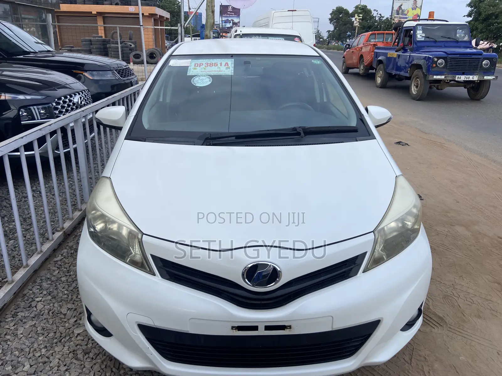 Toyota Vitz 2013 White