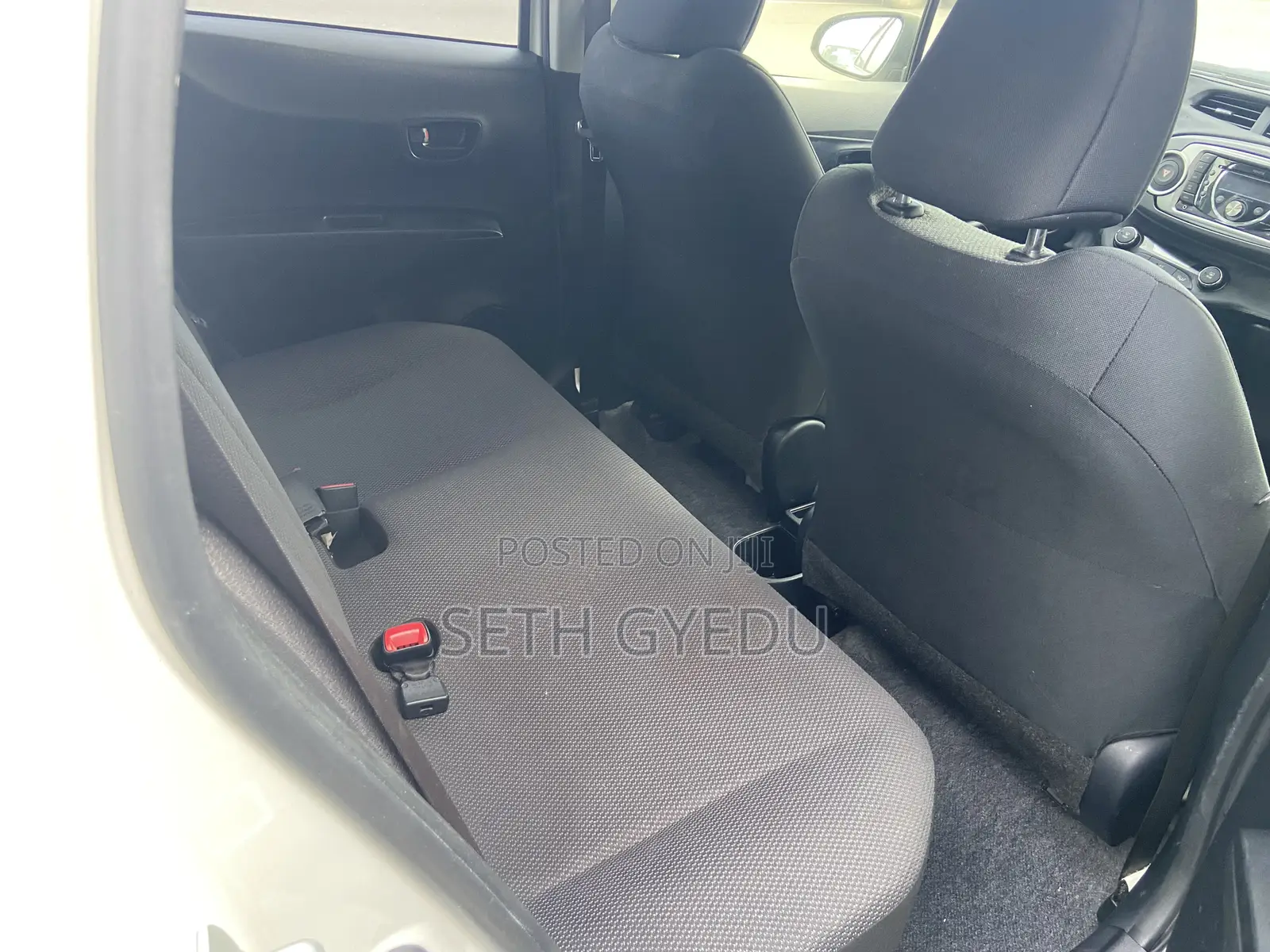 Toyota Vitz 2013 White