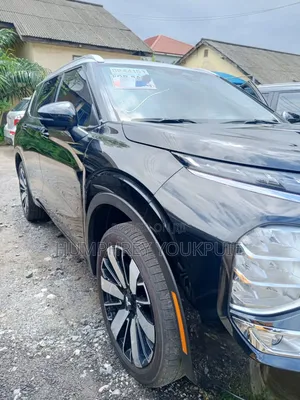 Mitsubishi Outlander 2025 Black