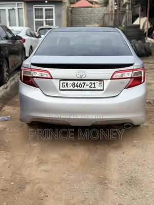 Toyota Camry 2014 Gray