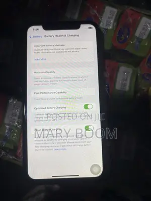 Apple iPhone XR 64 GB Red