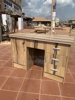 3-Drawer Executive Office Desk