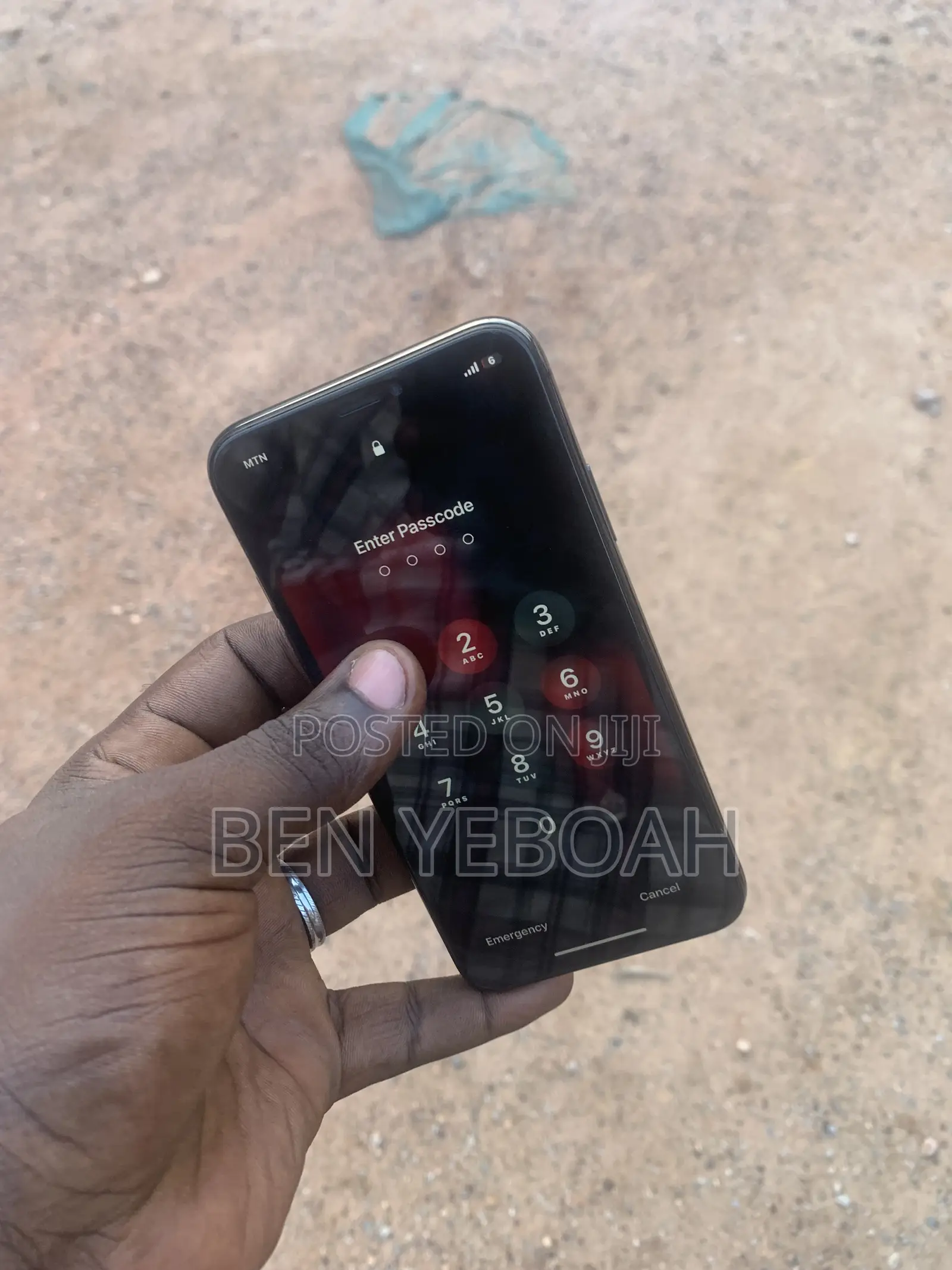 Apple iPhone X 64 GB Black