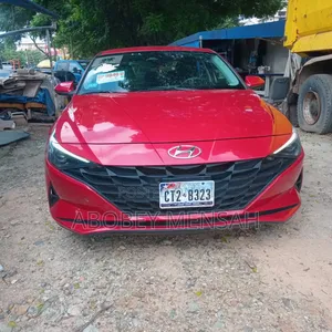 Hyundai Elantra SEL 2023 Red