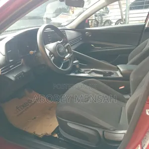 Hyundai Elantra SEL 2023 Red