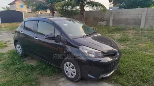 Toyota Vitz 2015 Black