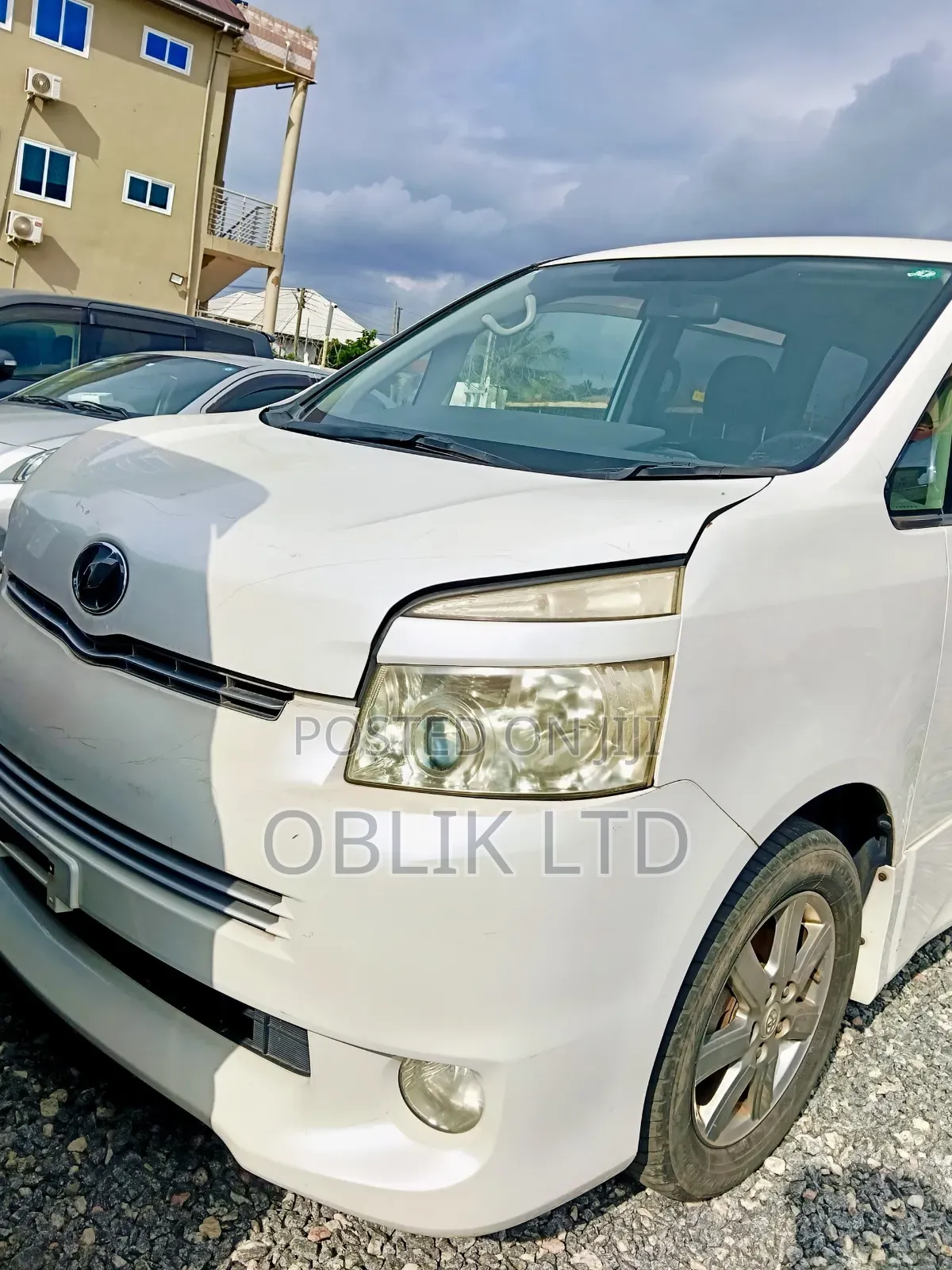 Toyota Voxy 2010 Gray
