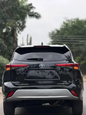 Toyota Highlander XSE 2022 White