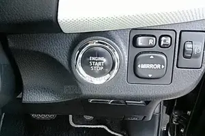 Toyota Vitz 2015 Black