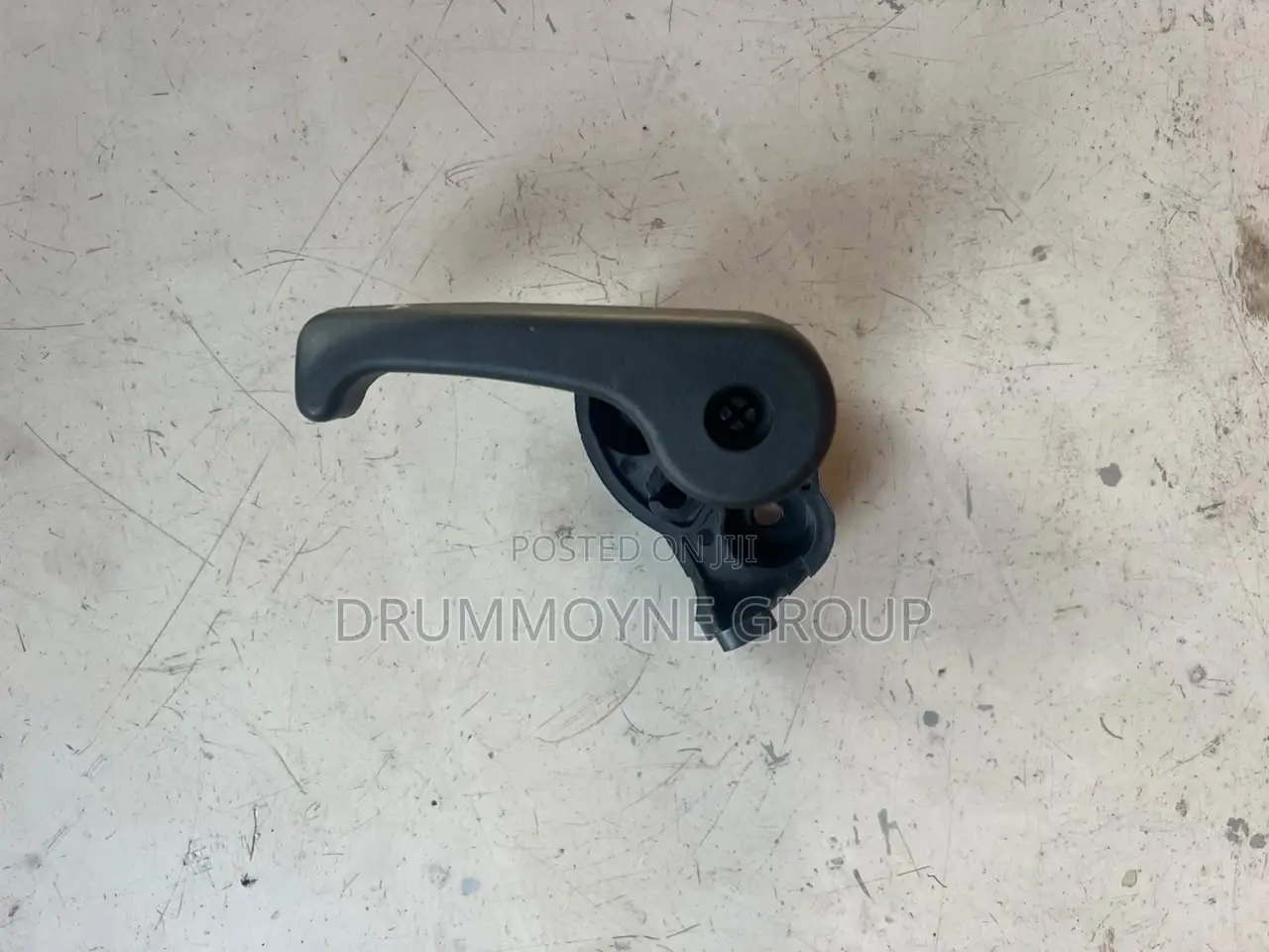 Hyundai Santa Fe Hood Wrench and Hood Base