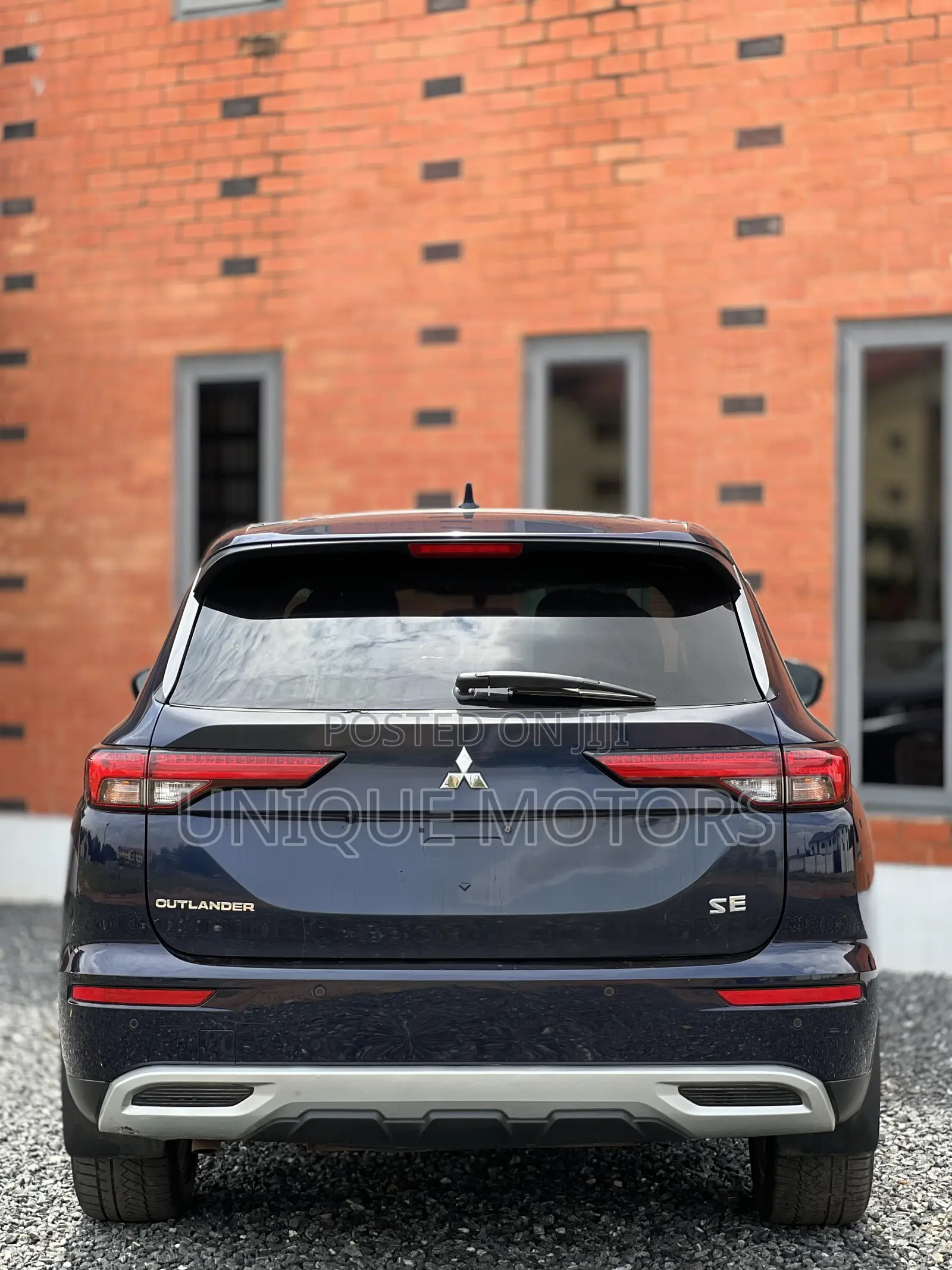 Mitsubishi Outlander SE 2022 Blue