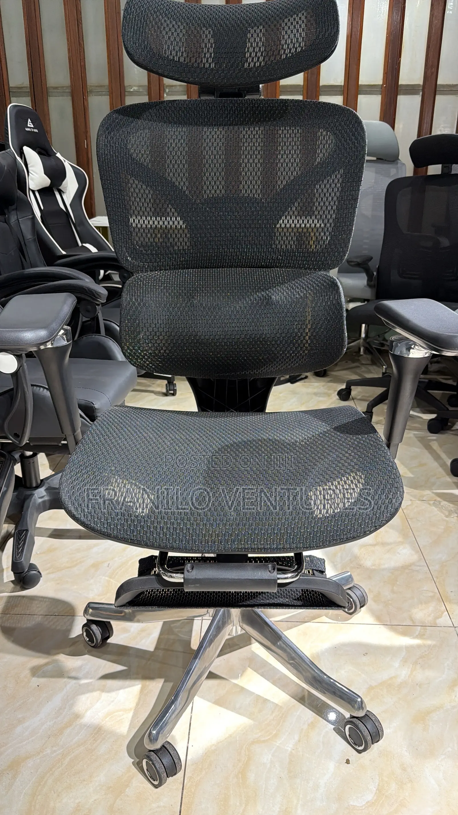 Ergonomic/ Executive Office Chair With Massage