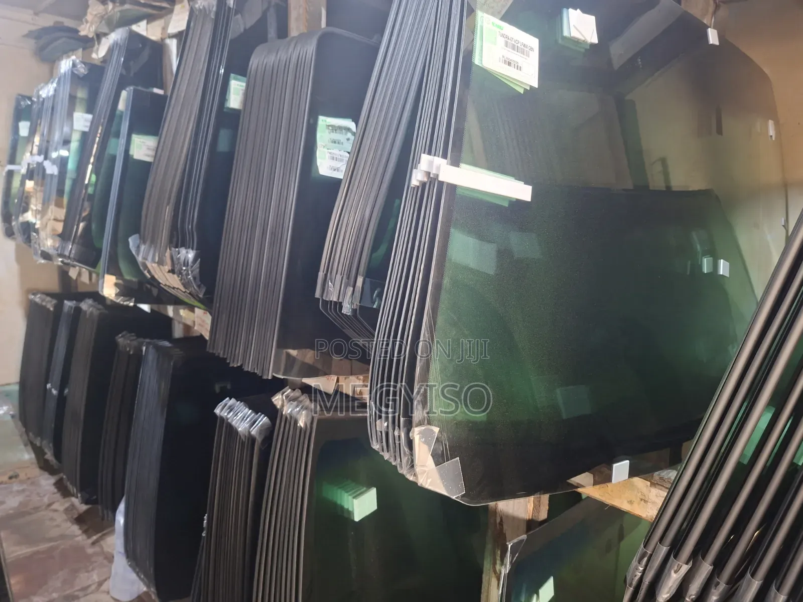 All Type of Cars Windscreen