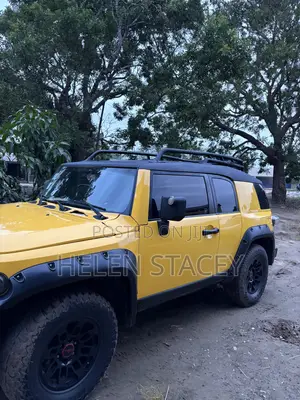 Toyota FJ Cruiser Base 4x4 2008 Yellow